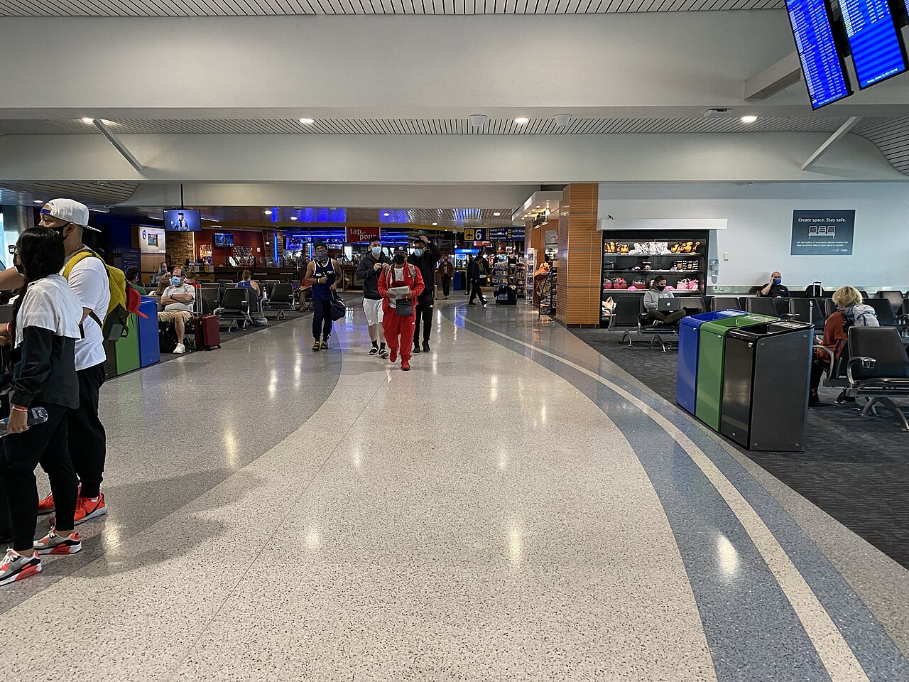 La Terminal 1 del Aeropuerto Internacional de Oakland San Francisco Bay, la terminal desde la que Fernando sale en sus viajes por OAK.